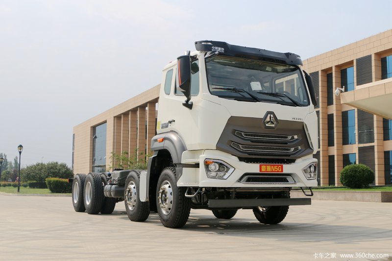 【图】中国重汽 豪瀚n5g重卡 310马力 8x4载货车底盘(zz1315n3063e1)