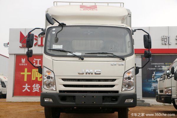 凯锐800HP联手康明斯打造重载金刚