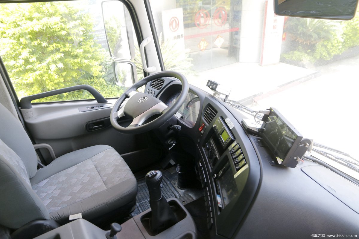 【图】东风商用车 天龙kc重卡 330马力 8x4 5.