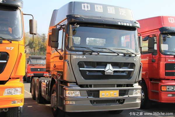 中国重汽商用车豪卡h7亮相俄罗斯市场