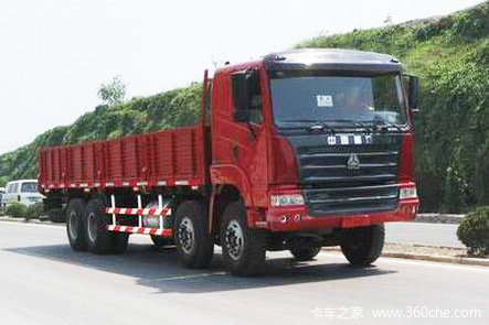 中国重汽 豪运重卡 336马力 8X4 栏板载货车