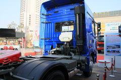 中国重汽 豪运重卡 375马力 6X4 牵引车(ZZ4255N3245C)