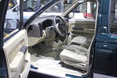 2011款郑州日产 东风锐骐 标准型 3.0L柴油 双排皮卡