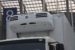青岛解放 骏威J5K 180马力 4X2 冷藏车(中集牌)(ZJV5161XLCSD)