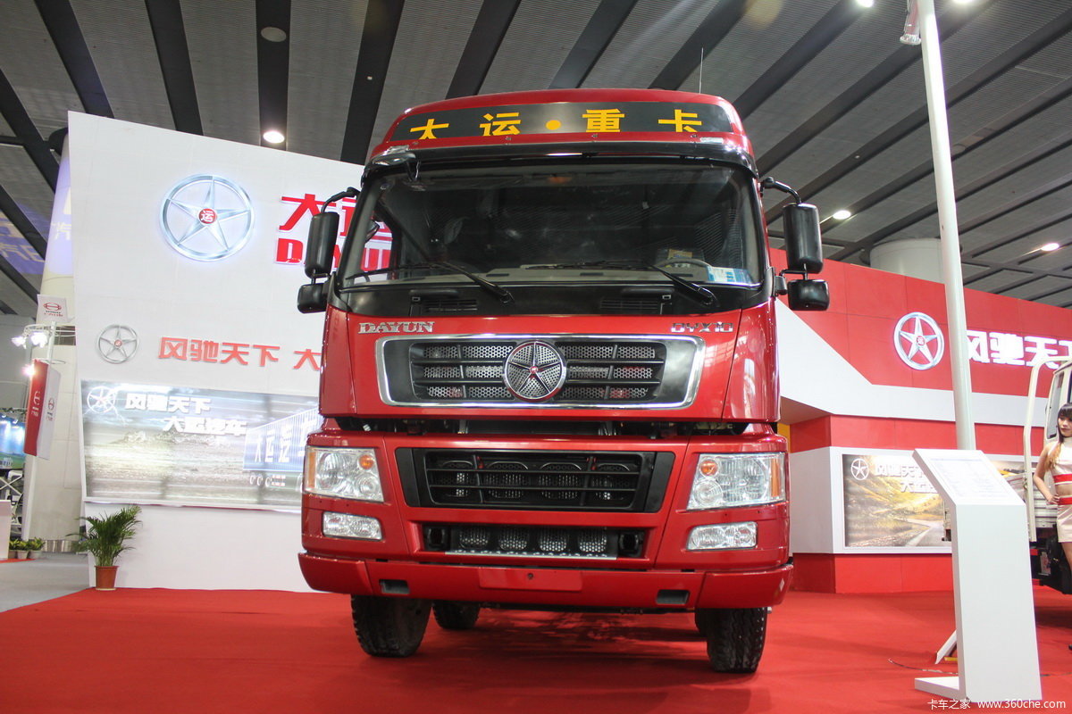 【图】大运 340马力 6x2 牵引车(高顶)(cgc4220pb25wpd3b-bo)_实拍