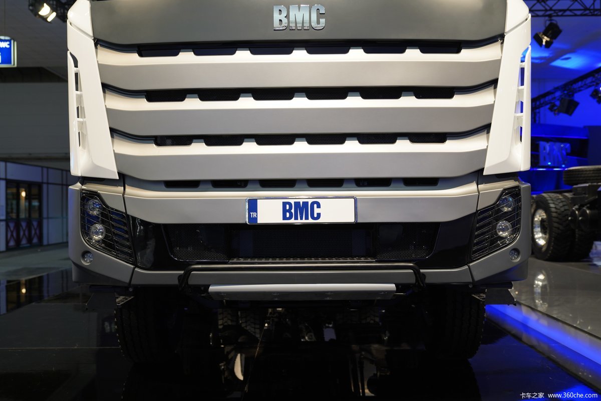 BMC 400 8X4ж                                                