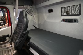 BMC重卡 牵引车驾驶室                                               图片