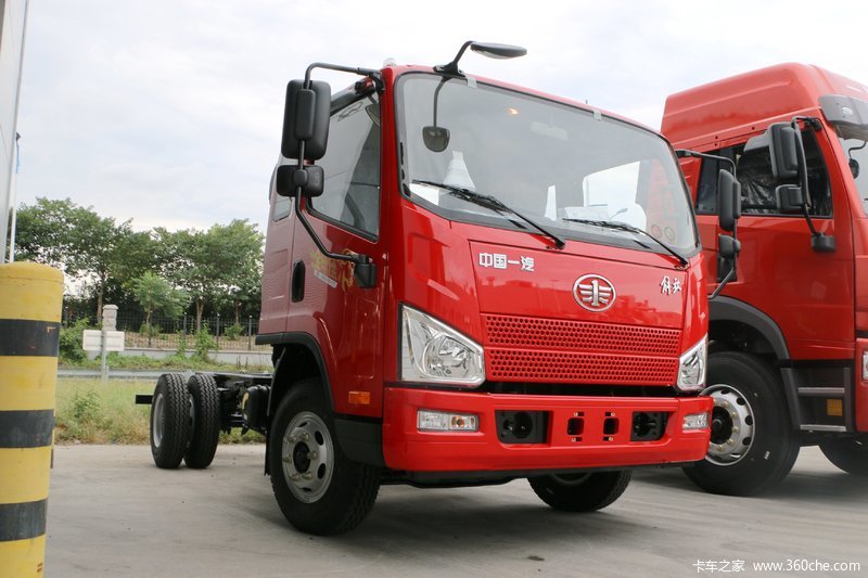 85米排半栏板轻卡(ca1046p40k2l1e5a84)_实拍图片_662218_卡车之家