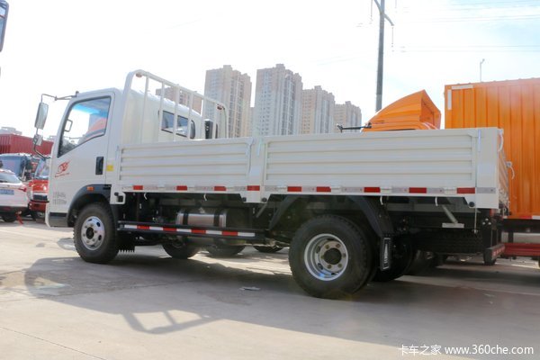 中国重汽HOWO 悍将 143马力 4.165米单排栏板轻卡(云内动力)(ZZ1047F3315E145)