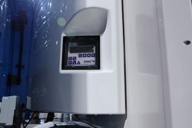 奔驰新Actros 电动冷藏车外观图片