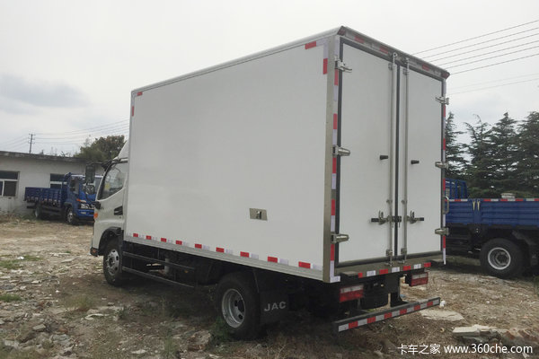 优惠 0.5万元 重庆骏铃V6冷藏车促销中