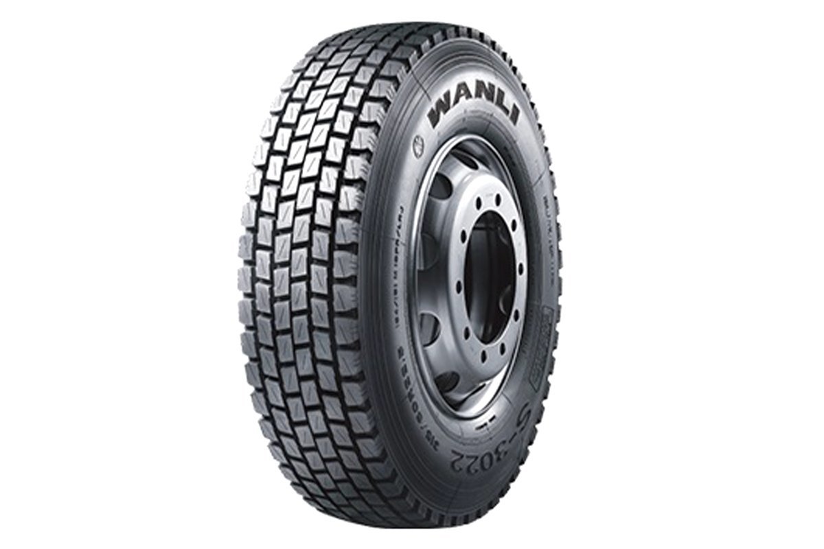 万力 SDR03(315/80R22.5)全钢中长途轮胎