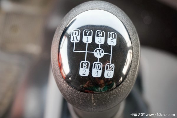 东风天龙载货车苏州市火热促销中 让利高达1.3万