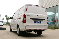 五菱 荣光V 112马力 汽油 1.5L封闭式货车