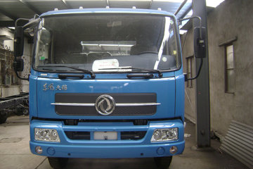 东风商用车 天锦中卡 180马力 4X2 5.6米排半栏板载货车(DFL1120B2)