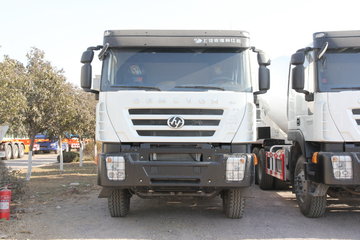 上汽红岩 杰狮M500 390马力 8X4 6方混凝土搅拌车(CQ5316GJBHTVG336H)