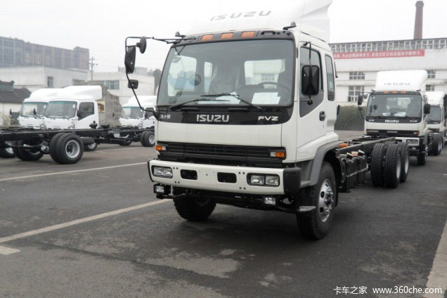 庆铃 FVZ重卡 300马力 6X4 9.4米厢式载货车
