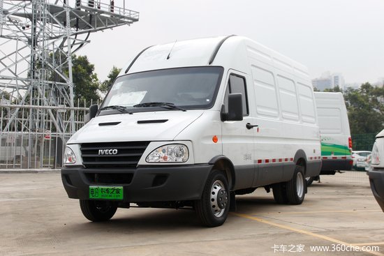 南京依维柯宝迪ev4645t599米纯电动封闭厢式货车7805kwh
