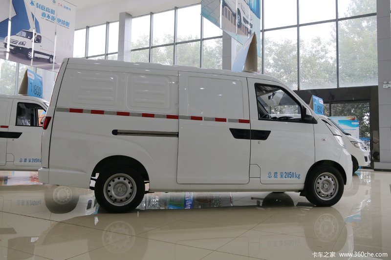开瑞汽车 优优 开瑞 优优ev 舒适型 4.4米纯电动封闭货车 外观