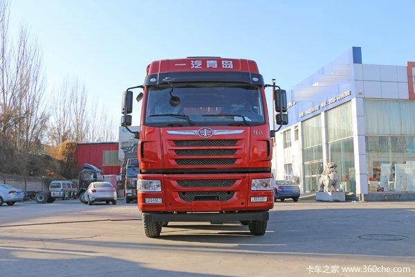 青岛解放 悍V重卡 260马力 6X2 9.5米厢式载货车(速比4.444)(CA5250XXYP1K2L7T3E6A80)