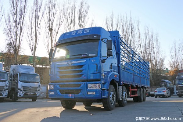 青岛解放 途V重卡 350马力 8X4 9.5米畜禽式载货车(CA5313CCQP2K2L7T4E5A80)