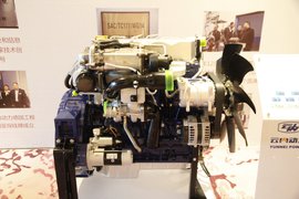 德威D45 发动机外观                                                图片