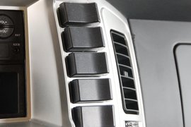 轩德E9 电动冷藏车内饰图片
