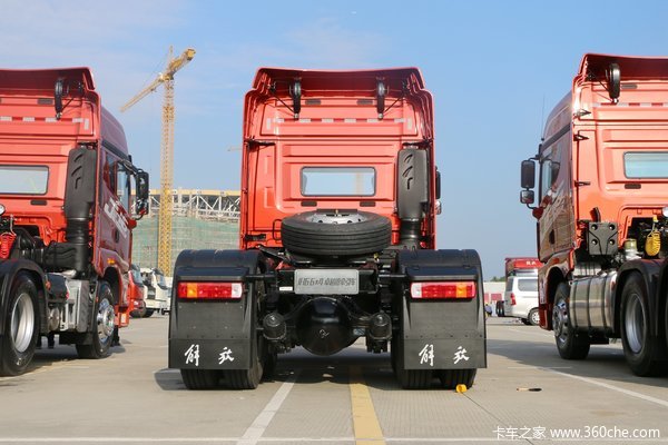 解放JH6牵引车深圳市火热促销中 让利高达2万