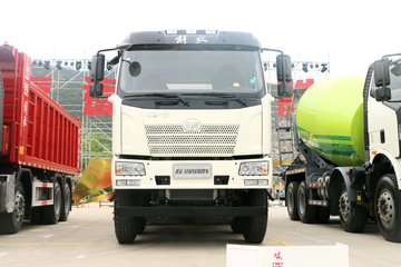 一汽解放 J6L 320马力 8X4 7.8方混凝土搅拌车(法士特10挡)(CA5310GJBP62K1T4E6)