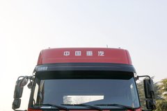 中国重汽 斯太尔D7B重卡 440马力 6X4牵引车(ZZ4253V3241E1BN)