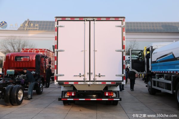 中国重汽HOWO 悍将 170马力 4X2 4.1米冷藏车(国六