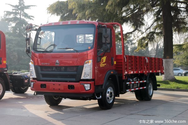 中国重汽HOWO 统帅 2018款物流版 141马力 4.165米单排栏板轻卡(ZZ1047F341CE145)