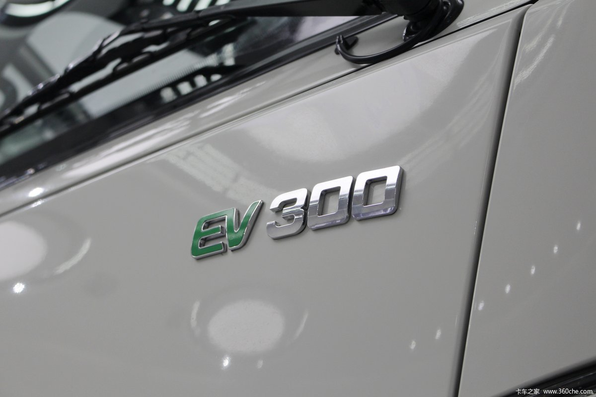  EV300 4.5T 4.15׵Ŵ綯ʽῨ(JML5041XXYBEV03)86.02kWh