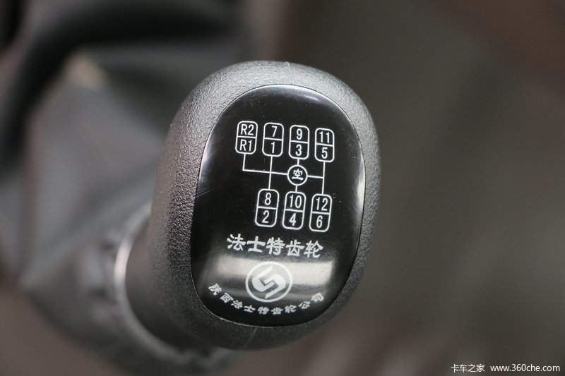 【图】东风柳汽 乘龙t5重卡 400马力 6x4长头牵引车(平顶)(lz4250t5db