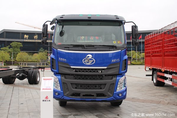 东风柳汽 乘龙H5 220马力 4X2 6.8米仓栅式载货车(LZ5170CCYM3AC1)