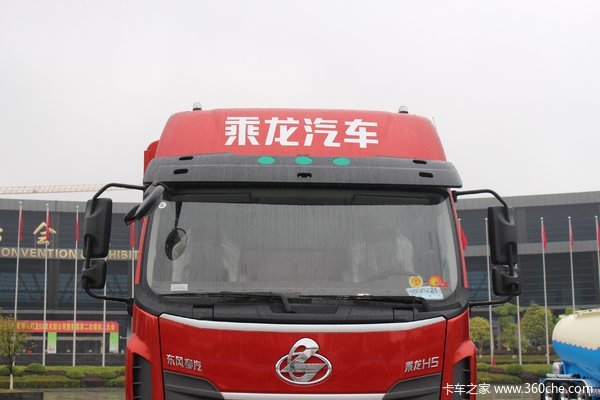 东风柳汽 乘龙H5中卡 240马力 4X2 6.8米仓栅式载货车(LZ5182CCYM3AB)