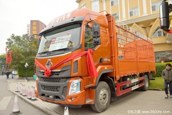 东风柳汽 乘龙H5中卡 245马力 4X2 6.8米仓栅式载货车(国六)(LZ5180CCYH5AC1)
