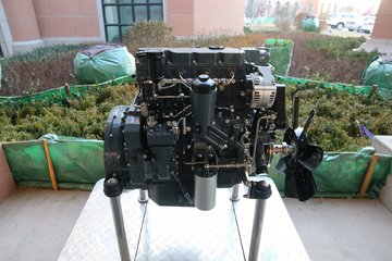 大柴CA4DH1-14E51 140马力 3.8L 国五 柴油发动机
