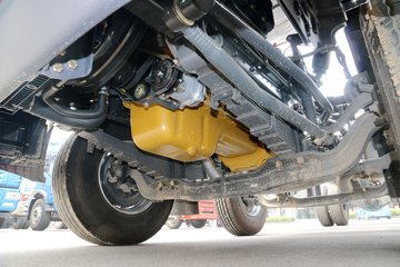 6米厢式载货车(440后桥)(lz5251xxym3cb)图片