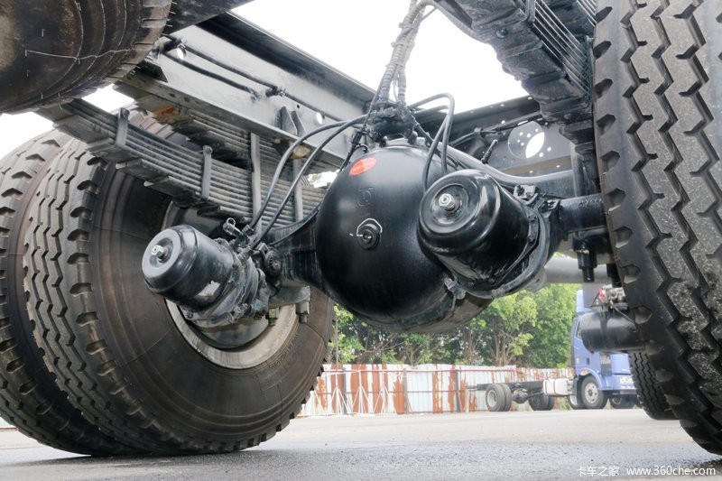 5米栏板载货车(435后桥)(ca1250p1k2l7t3e5a80)_实拍图片_734431_卡车