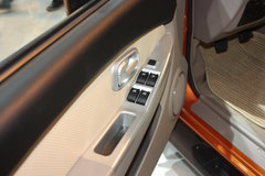 2009款黄海 大柴神 经典版 豪华型 3.2L柴油 双排皮卡