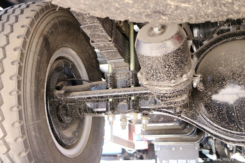 上汽跃进 超越c系 跃进 超越c500-33 140马力 4.