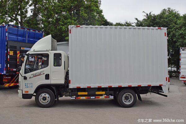 降价促销 西宁解放J6F载货车仅售9.20万