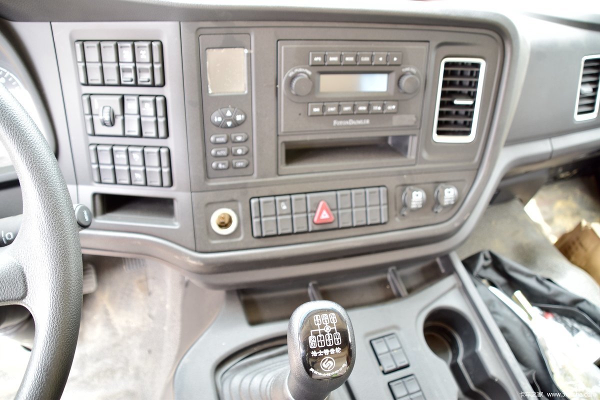 福田 欧曼新etx 6系重卡 430马力 6x4牵引车(bj4253snfkb-an) 驾驶室