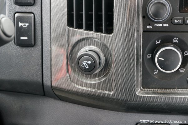 为回馈客户一汽解放J6F载货车仅售8.50万