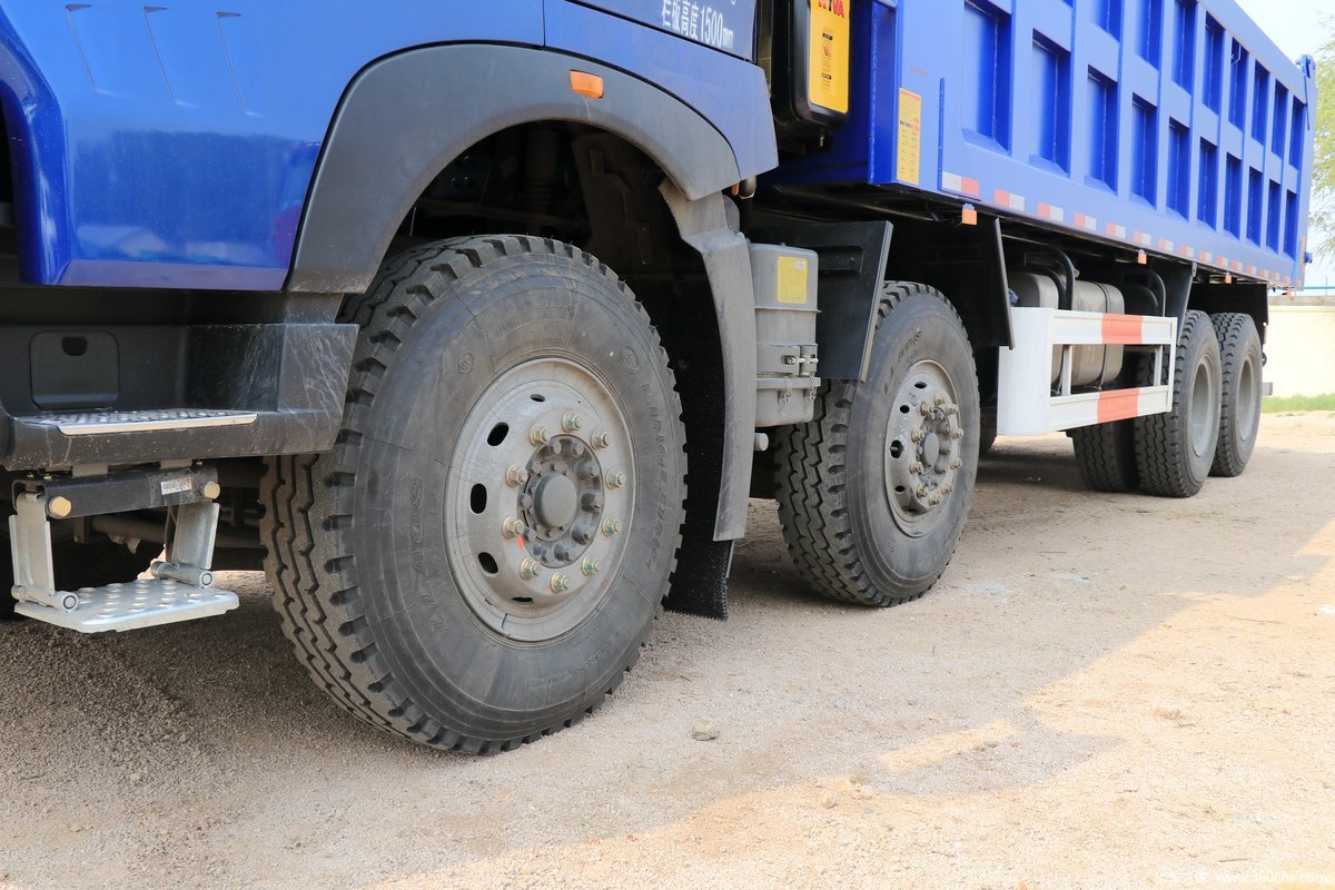 米自卸车(12挡)(zz3317v386he1)>底盘>中国重汽 howo t7h重卡 440马力