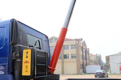 中国重汽 HOWO T7H重卡 440马力 8X4 7.6米自卸车(12挡)(ZZ3317V386HE1)