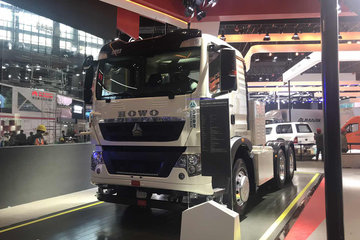 中国重汽 HOWO T5G重卡 25T 6X4无人驾驶纯电动牵引车(ZZ4257N324GZ1BEV)248.22kWh