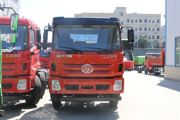 三环昊龙185马力前四后四48米自卸轻量化设计自重8