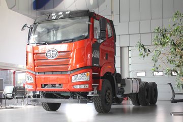 一汽解放 J6P重卡 420马力 6X4 6.4米自卸车底盘(CA3250P66K2L2BT1A1E5) 卡车图片